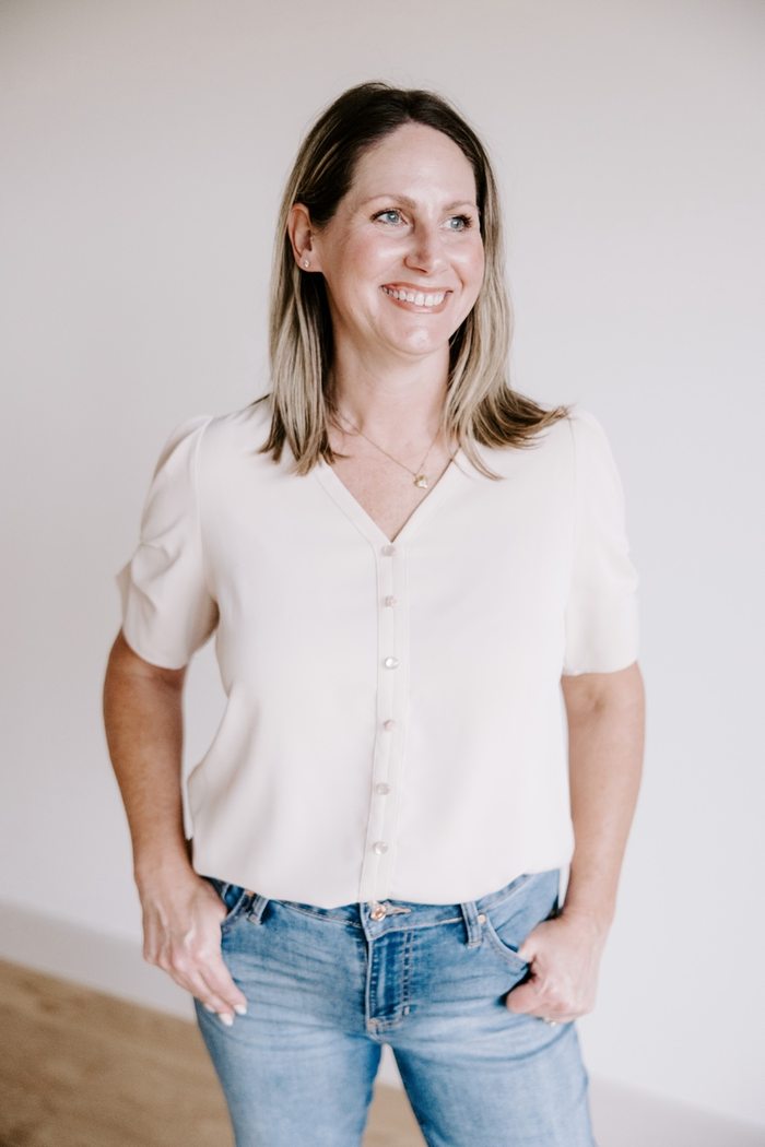 Holly, healthy homes realtor and health coach